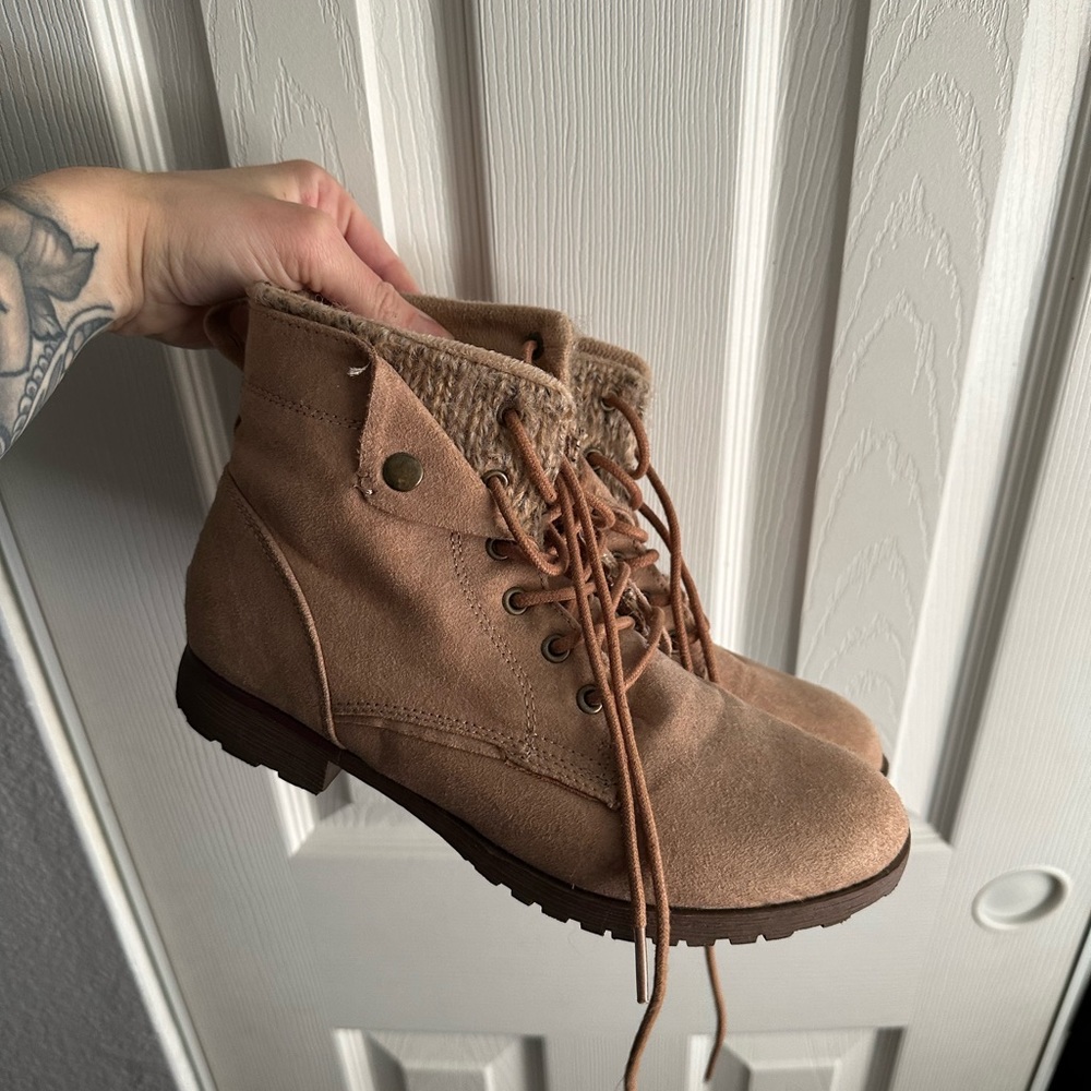 Tan Boots